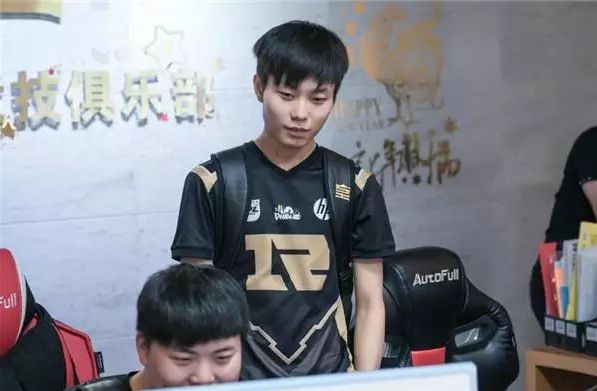 3招打崩皇